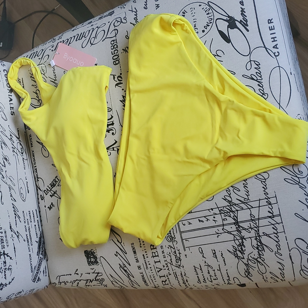 Yellow high waisted Bikini